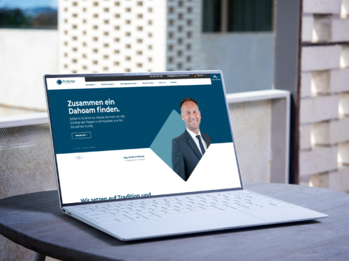 Laptop mit Homepage der Agentur Profanter